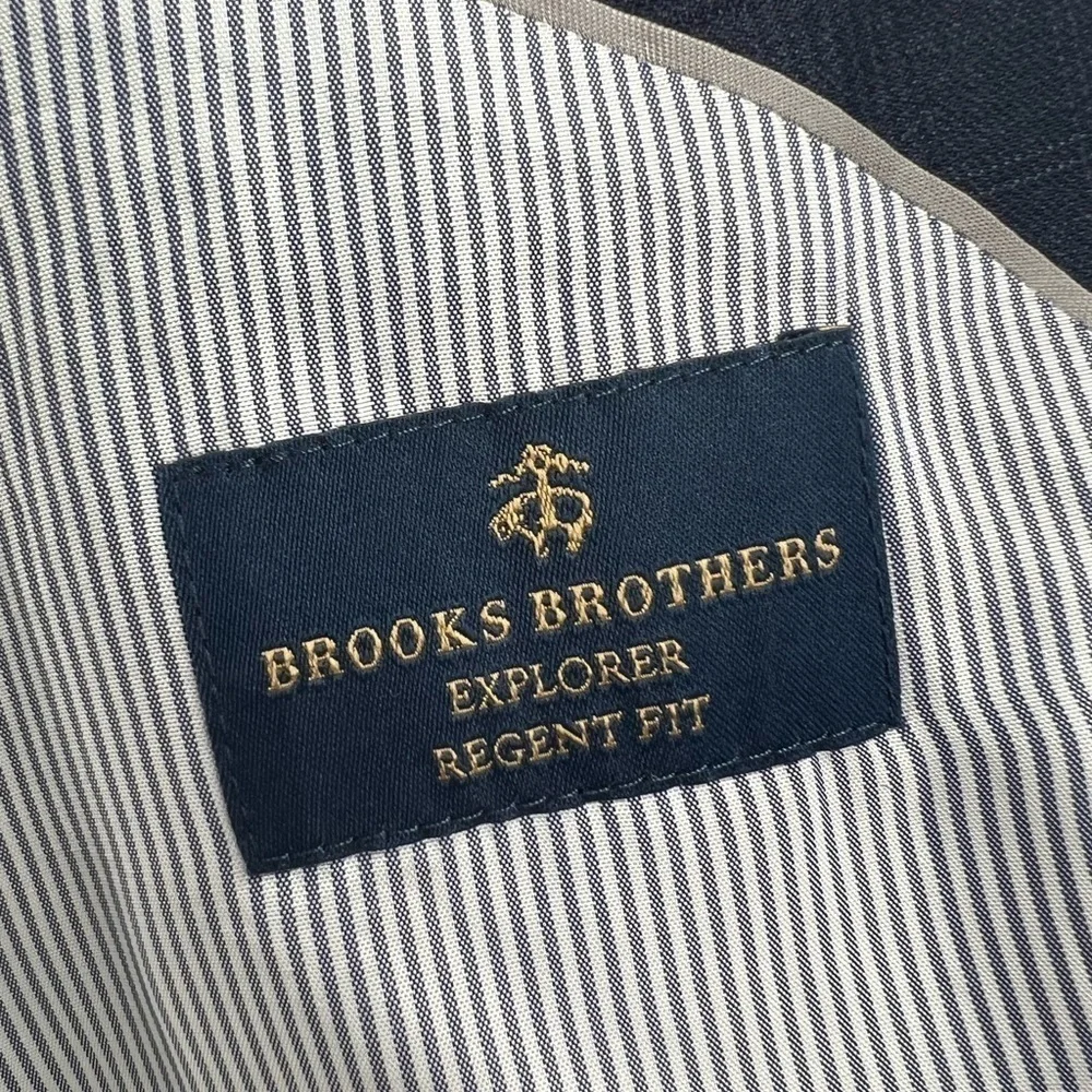 Brooks Brothers explorer regents fit grey suit size 40L